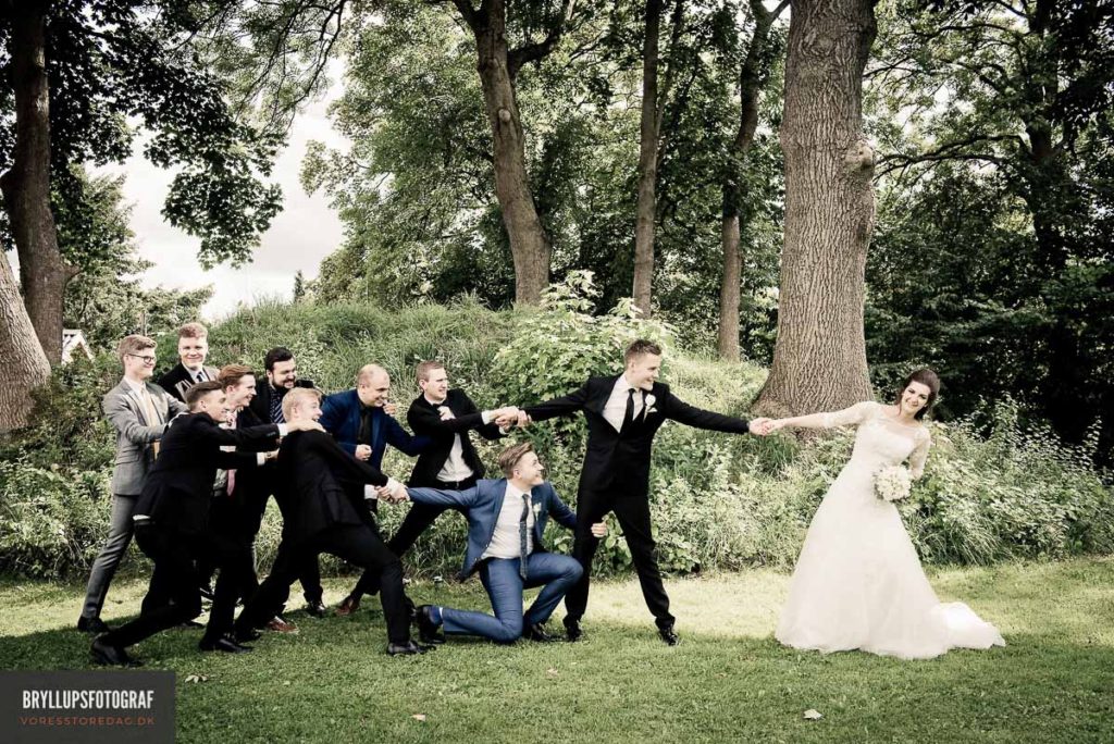 Why hire a professional wedding photographer
